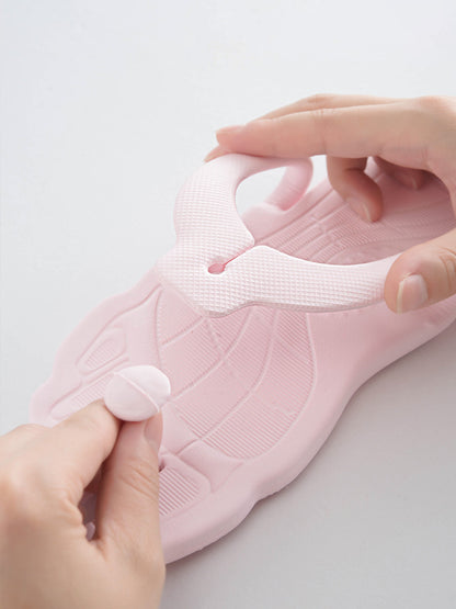 Foldable Beach Slippers - Lightweight Travel Flip-Flops for Spa Days, Pool Time & Effortless Summer Style